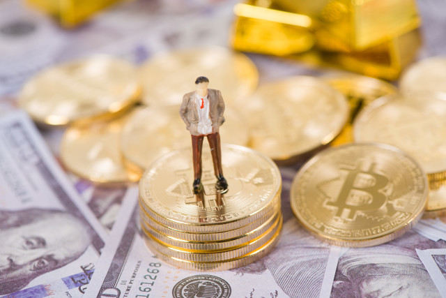 深度解析债券基金下跌：成因、影响及应对策略